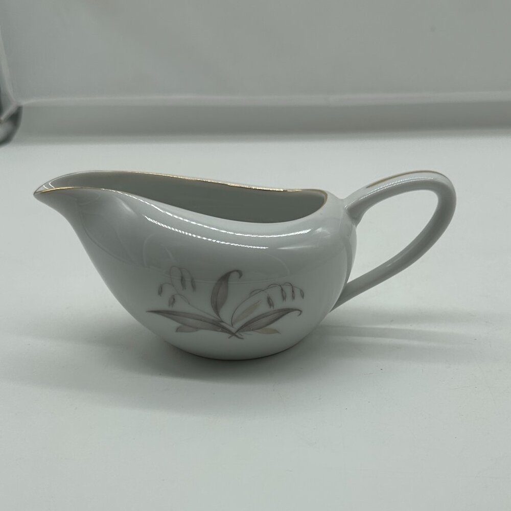Vintage Creamer  Kaysons Fine China "Golden Rhapsody" 1961 2 1/2"